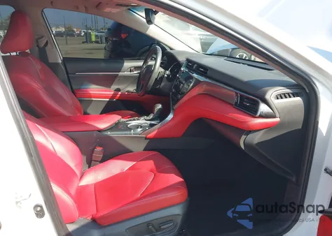 2020 Toyota Camry Xse z USA, uszkodzony, nr VIN 4T1K61AK2LU960426